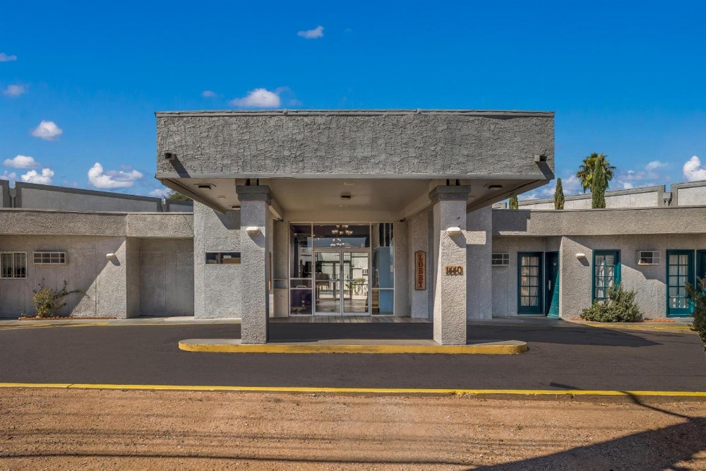 Knights Inn Tucson D.M.A.F Area