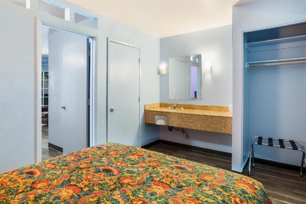 Knights Inn Tucson D.M.A.F Area image 16